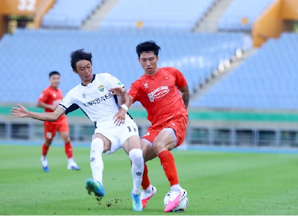 Hàng thủ nào cho đội tuyển Việt Nam ở ASEAN Cup 2026?